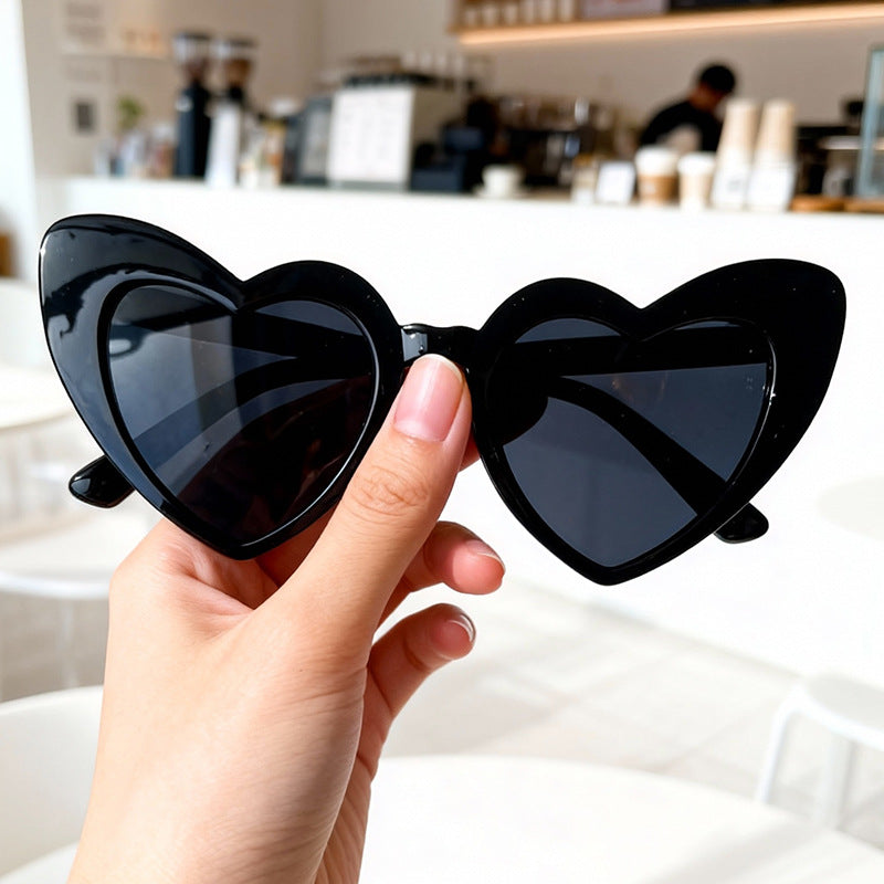 Vintage Heart-Frame Sunglasses Bowlift