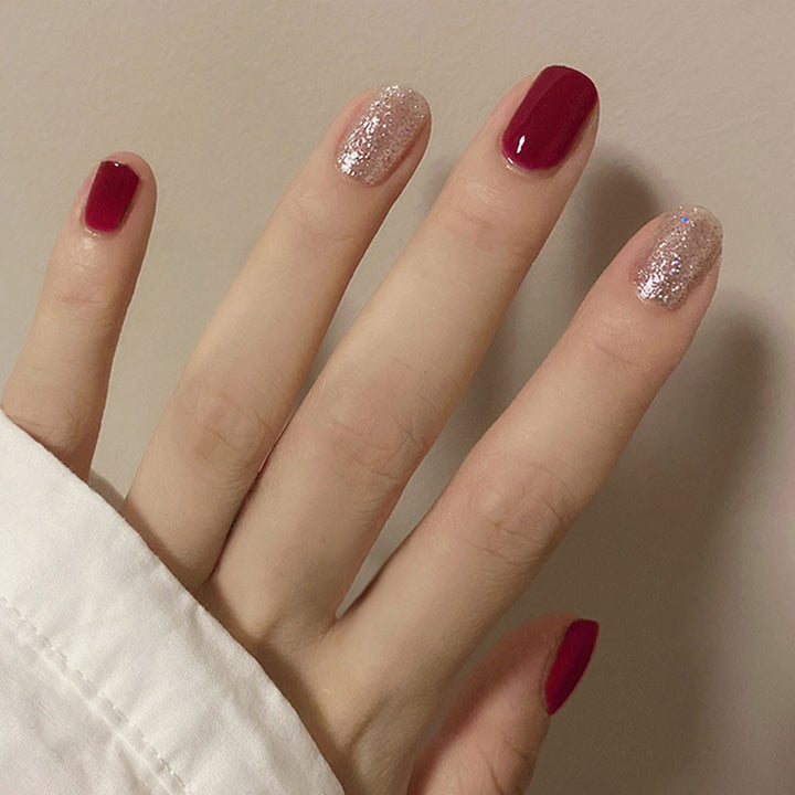 High-gloss artificial nails with rose effect Bowlift