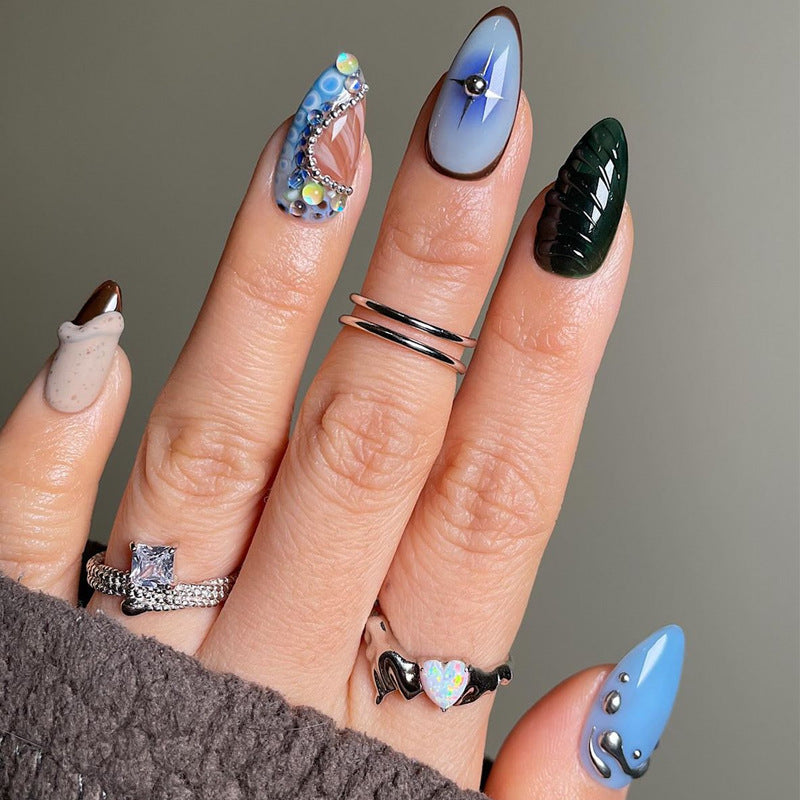 Artistic Press-On Nails with Creative Designs Bowlift