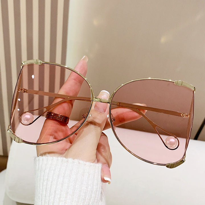 Ladies fashionable glasses with elegant pearl decor Bowlift