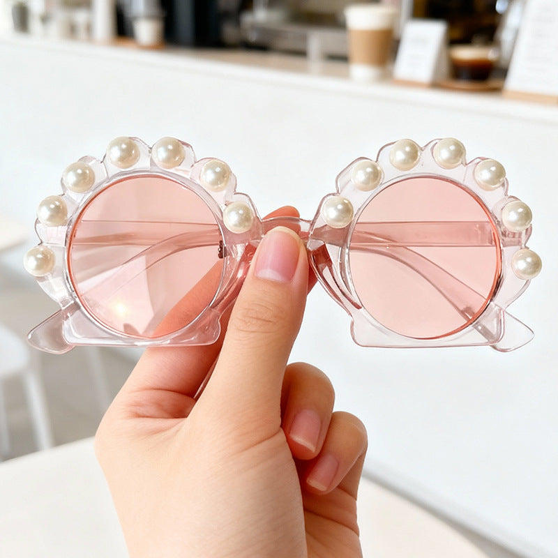 Pearl-Accented Vintage Inspired Sunglasses Bowlift