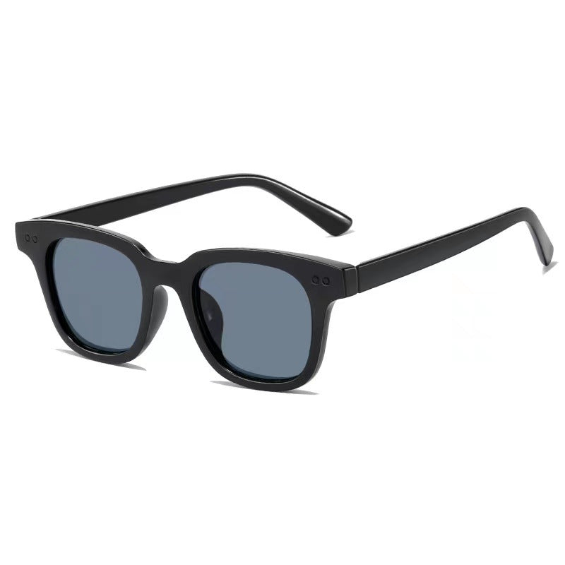 Women's fashionable retro sunglasses with sturdy plastic frame Bowlift