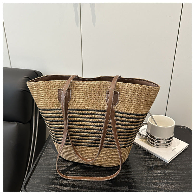 Stylish Straw Beach Tote Bag Bowlift