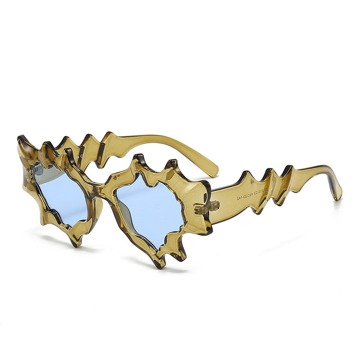 Ladies' Fashion Sunglasses in Extravagant Wave Design Bowlift