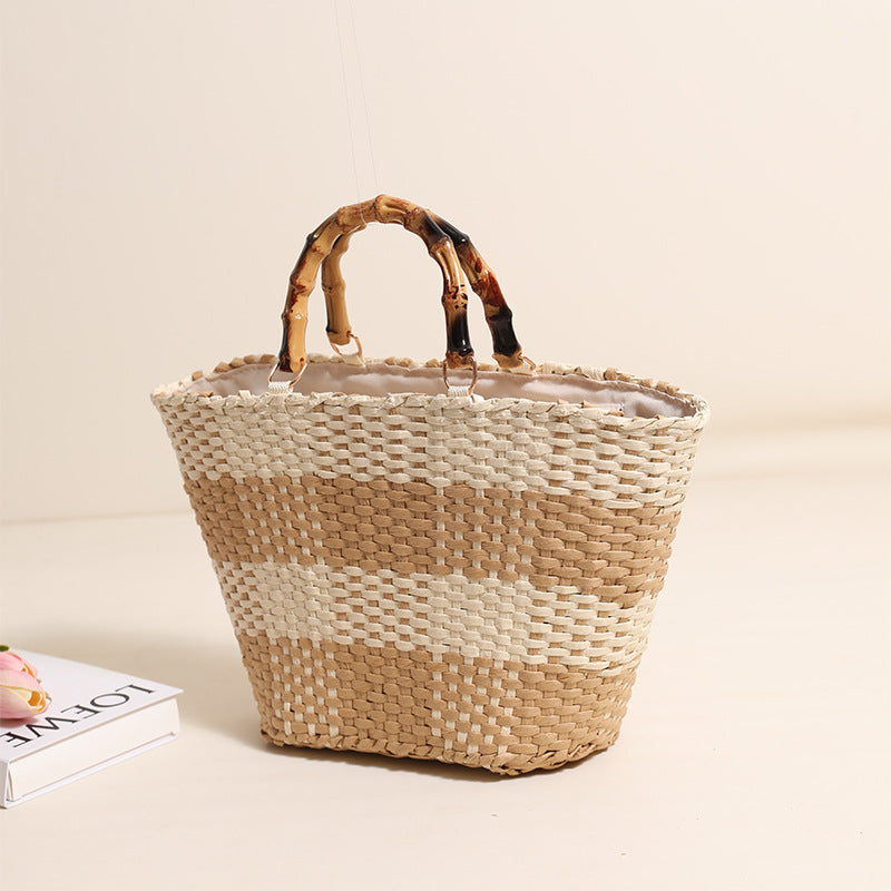 Braided bast bag with bamboo handle and decorative lining Bowlift