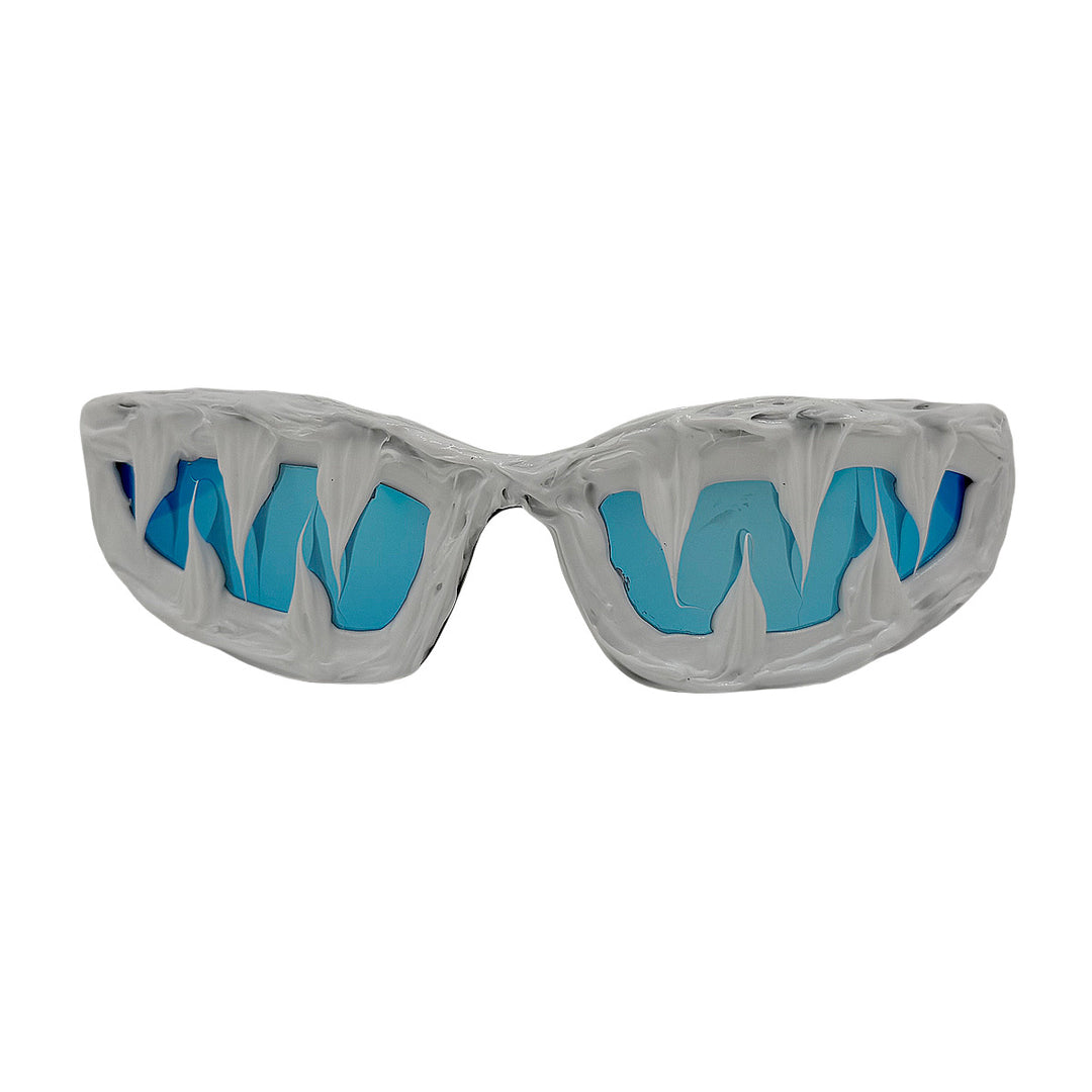 Women's sports sunglasses with innovative monster design Bowlift