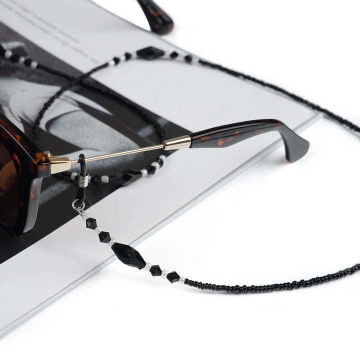 Beaded Eyewear Chain Bowlift