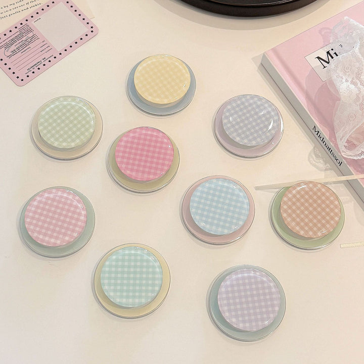 Practical glass coaster with checkered pattern Bowlift