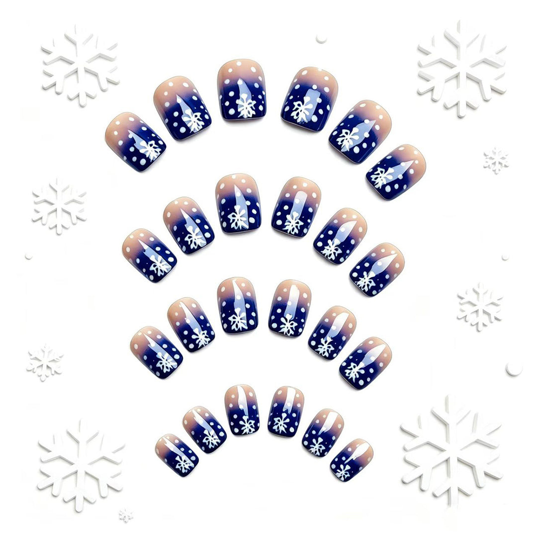 Artificial nails with winter snow crystal design Bowlift