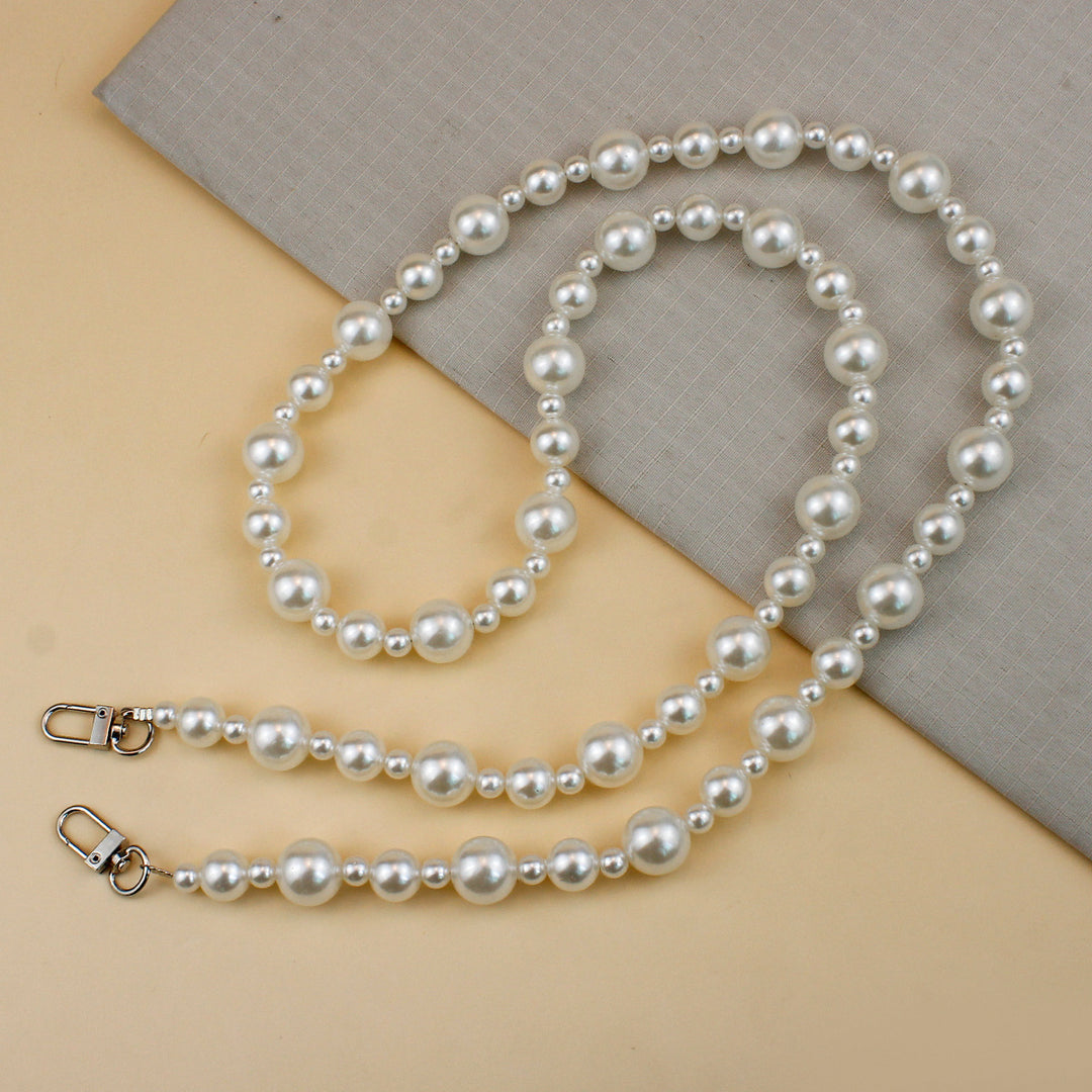 Elegant Pearl Necklace Bowlift