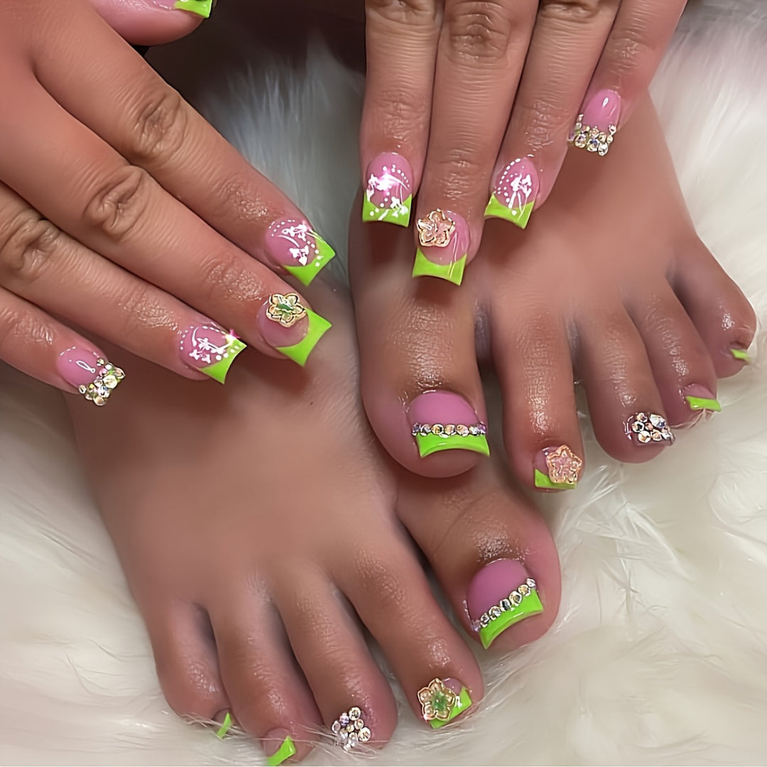 Artistic Floral Press-On Nail Set Bowlift