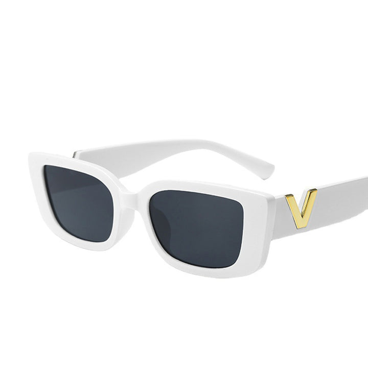 Women’s fashionable sunglasses in trendy leopard print Bowlift