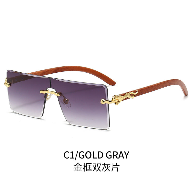 Women oversized fashionable sunglasses with luxurious wood and metal elements Bowlift