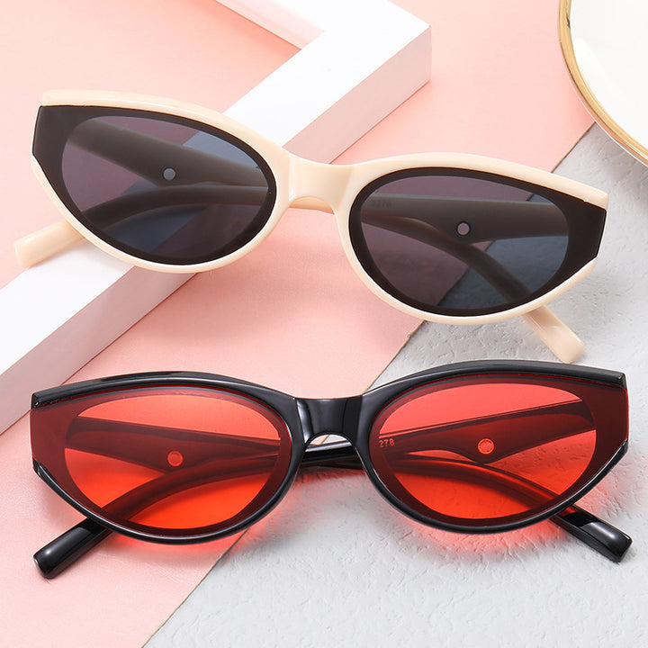 Ladies Cat-Eye Sunglasses in Elegant Design Bowlift