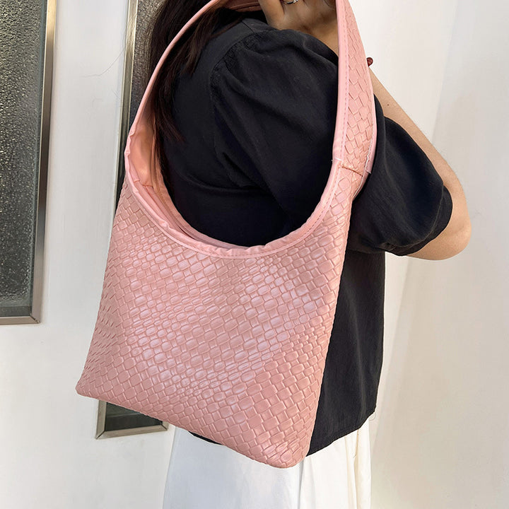 Textured Woven Hobo Bag Bowlift