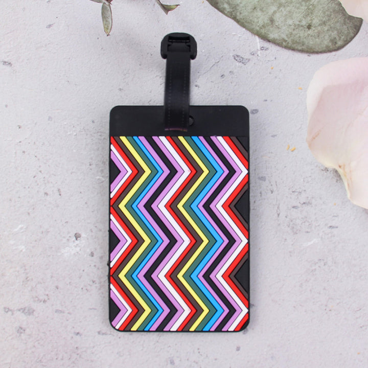 Geometric Pattern Luggage Tag Bowlift