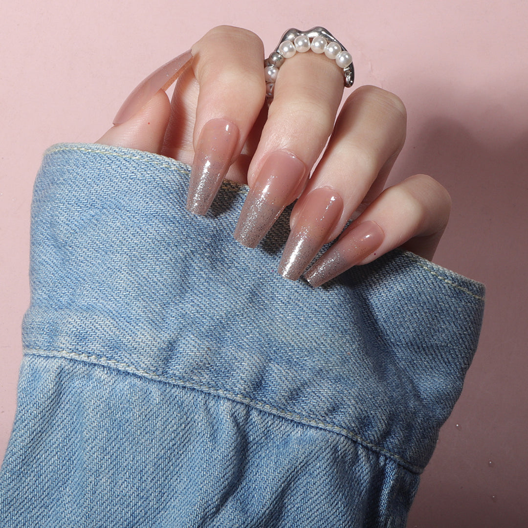 Glamorous Glitter Gradient Stiletto Nails Bowlift