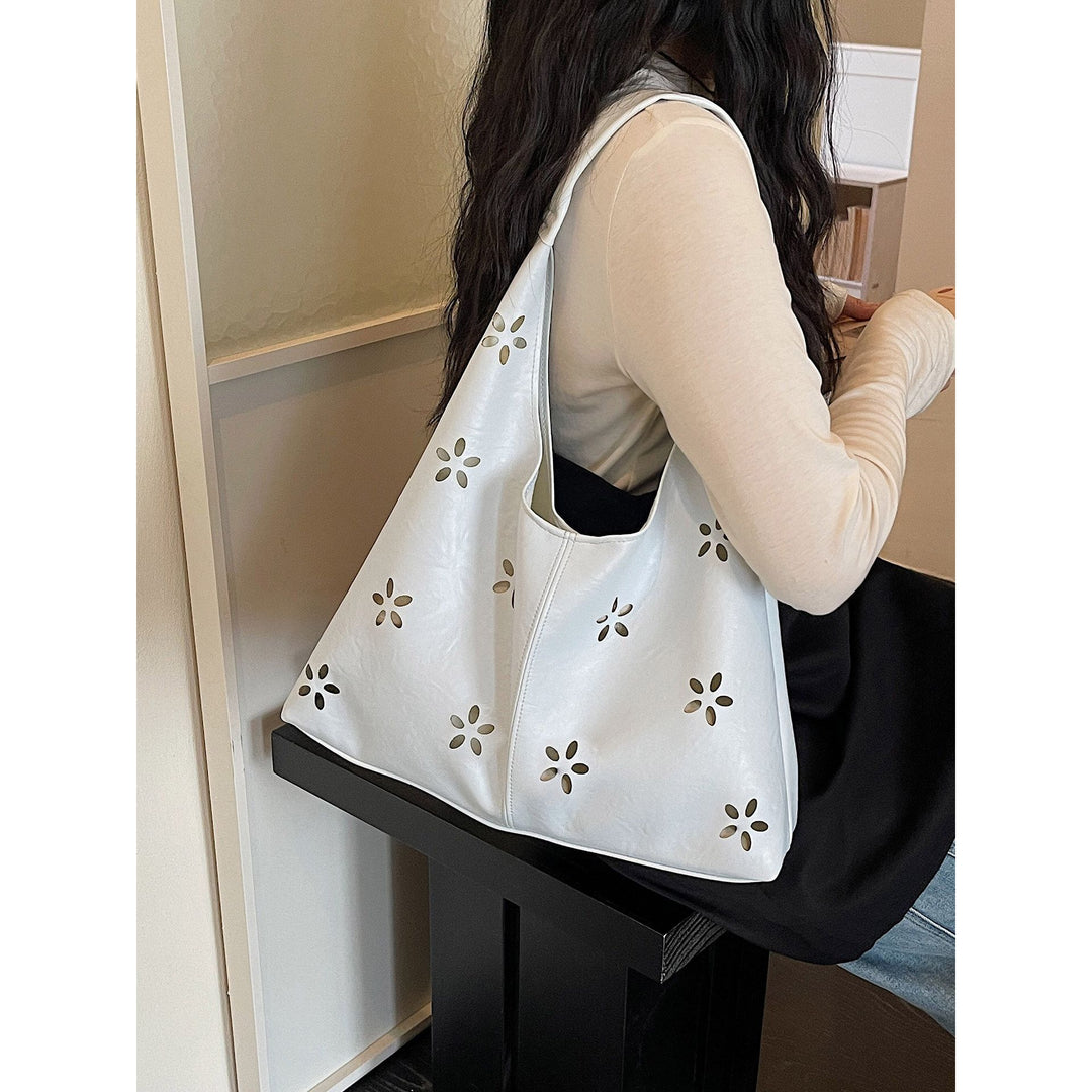 Floral Cut-Out Hobo Bag Bowlift