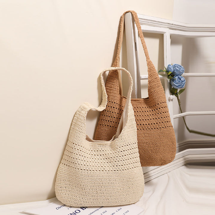 Hand-crocheted tote bag with generous volume Bowlift