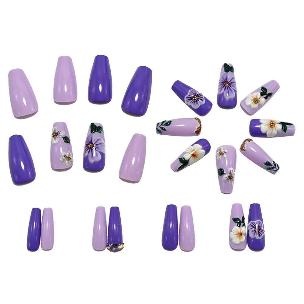 Artificial nails with floral decorations Bowlift
