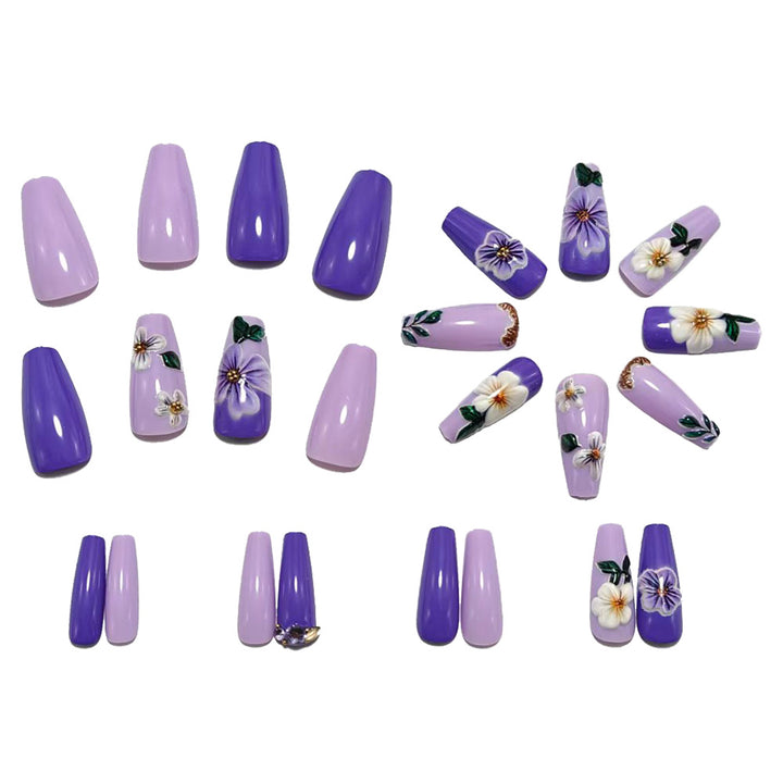 Artificial nails with floral decorations Bowlift