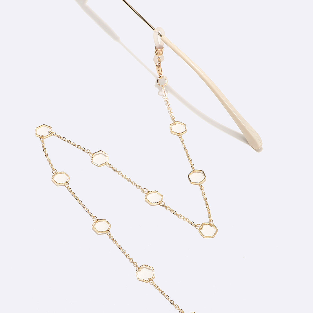 Star-Shaped Eyewear Chain Bowlift
