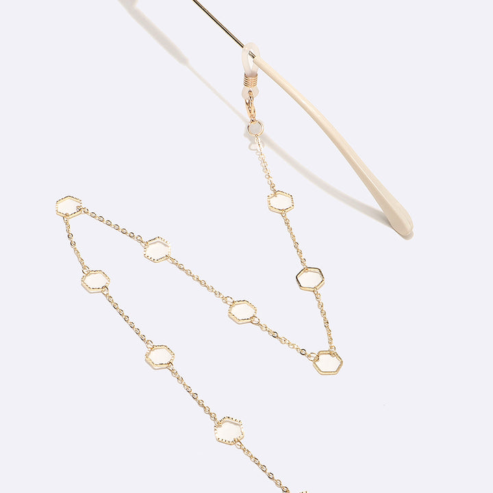 Star-Shaped Eyewear Chain Bowlift