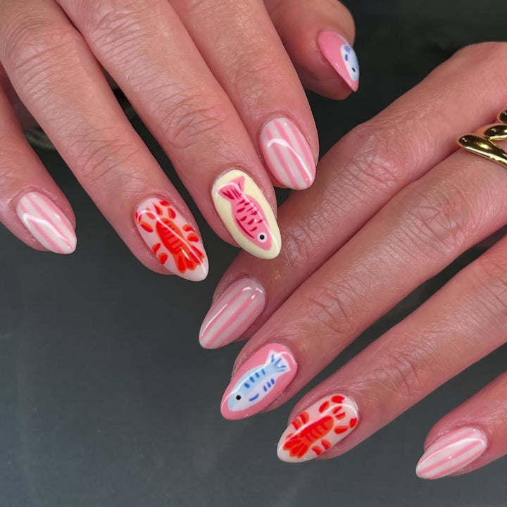 Artful Nail Art in Maritime Design Bowlift