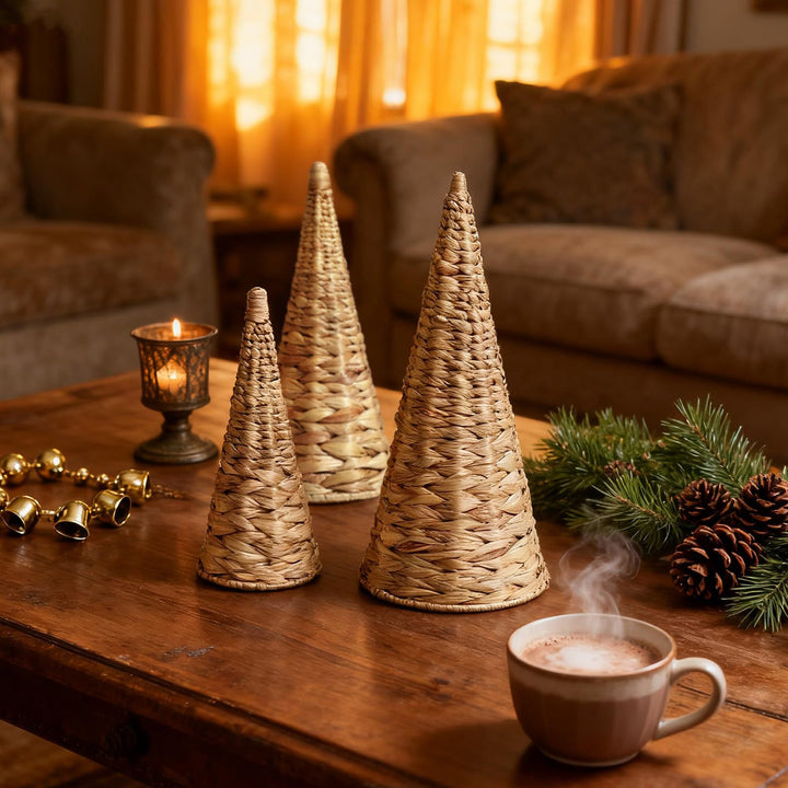 Handcrafted decorative item made from natural materials Bowlift