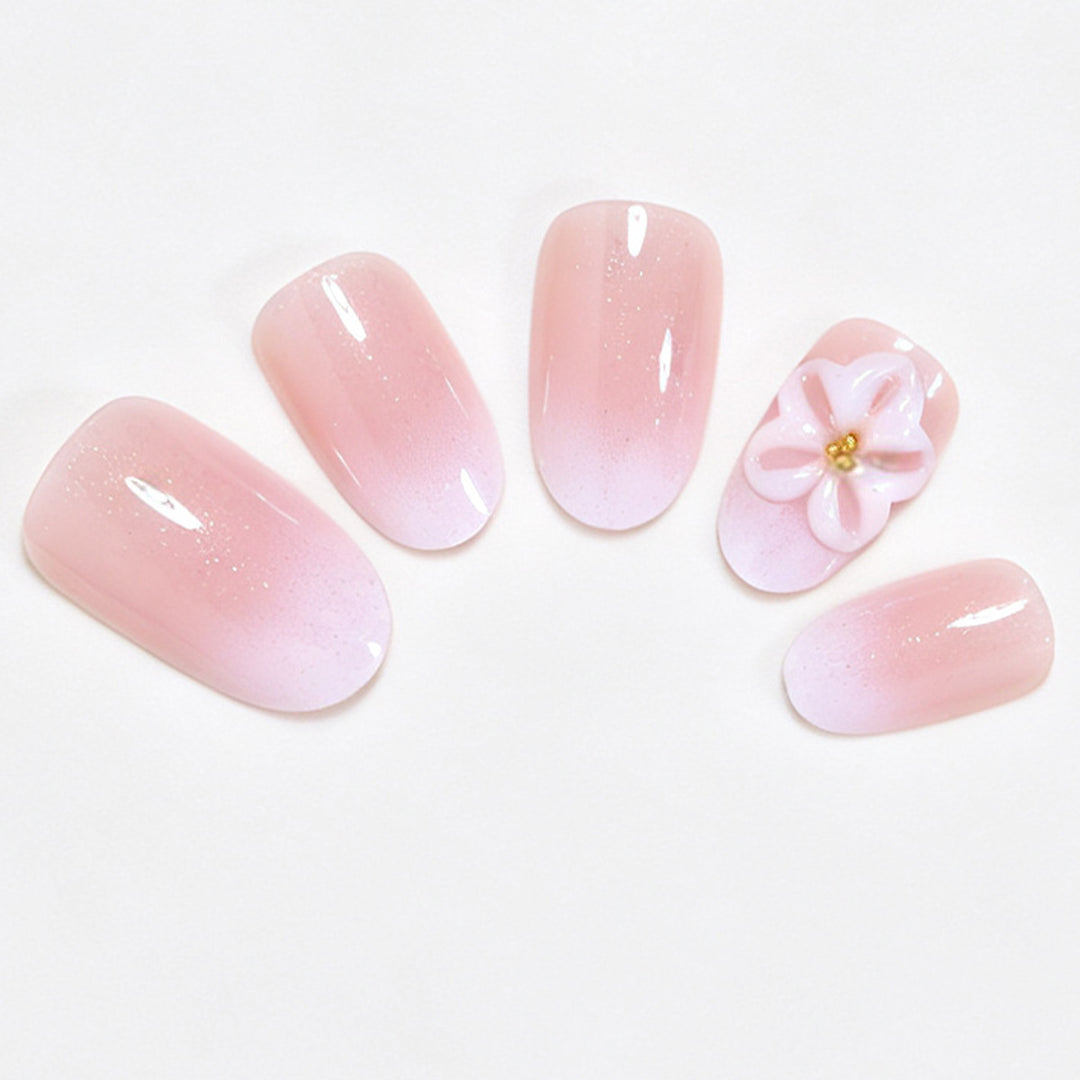Elegant Floral Nail Art Bowlift