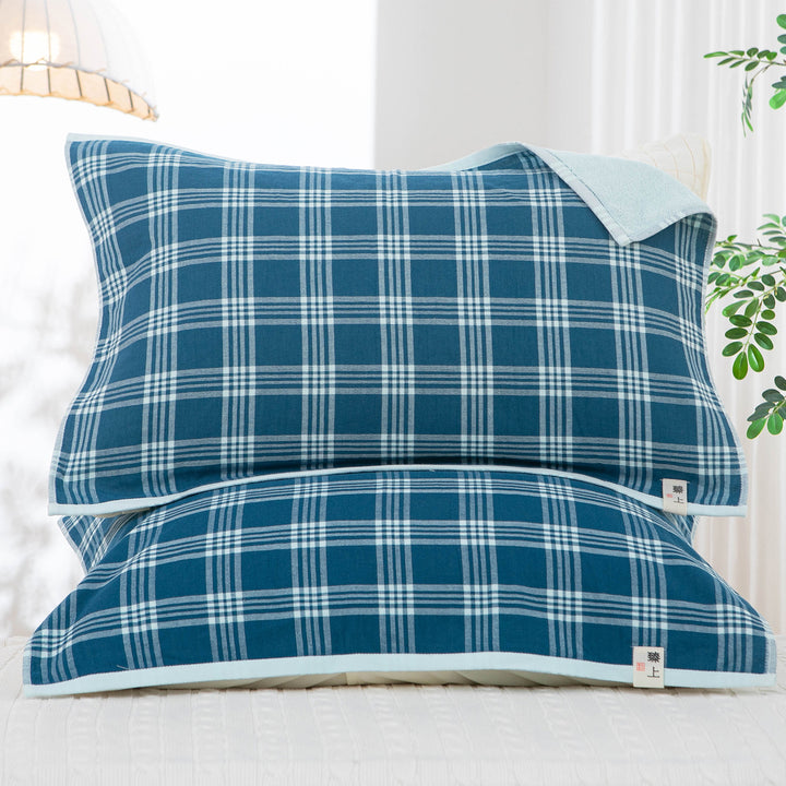 Women’s pillowcase in classic check design Bowlift