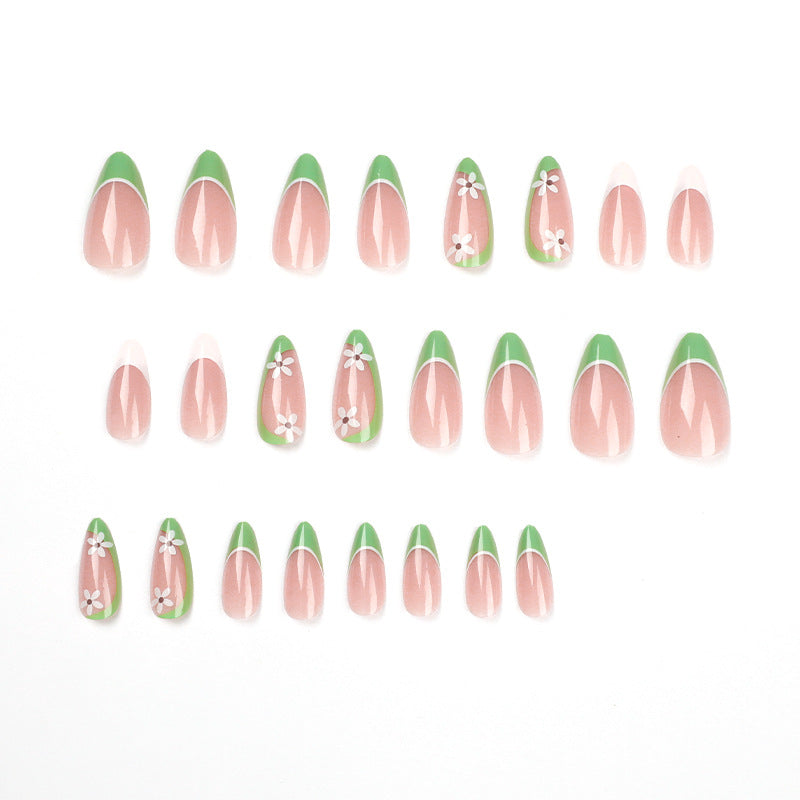 Artistic Nail Art with Floral Details Bowlift
