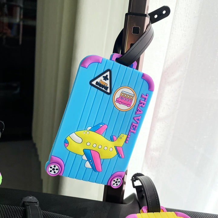 Travel-themed Luggage Tag Bowlift