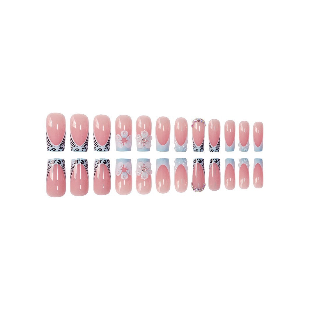 Decorative Floral Press-On Nail Art Set Bowlift