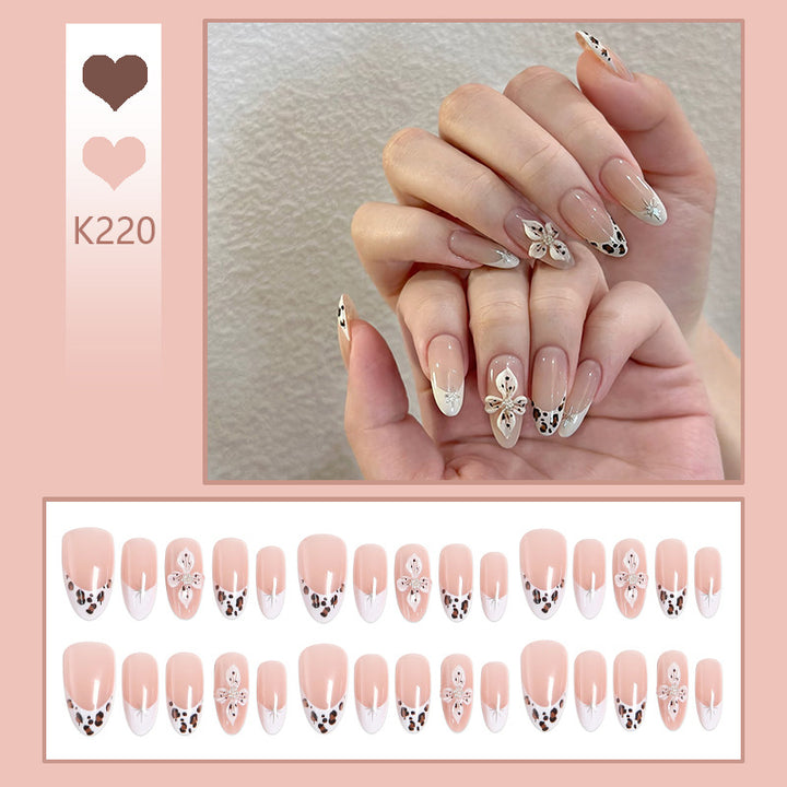Art Nail Set with unique floral decorations and elegant design Bowlift