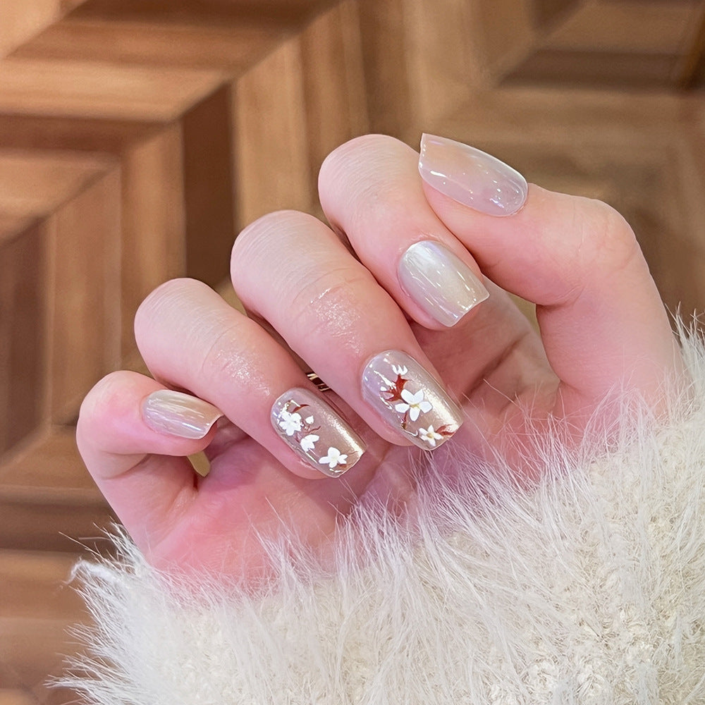 Artificial Nail Art with Timeless Floral Design Bowlift