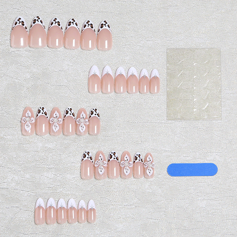 Art Nail Set with unique floral decorations and elegant design Bowlift