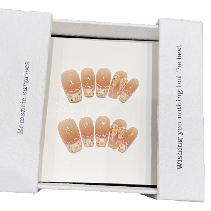 Artificial nail tips with romantic flower designs Bowlift