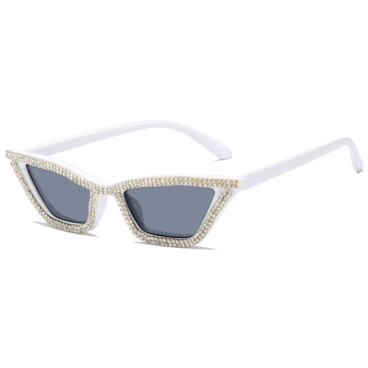 Women extravagant Cat-Eye sunglasses with sparkling crystal frame Bowlift