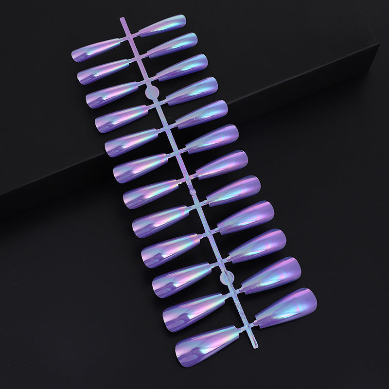 Artifical nails in modern holographic design Bowlift