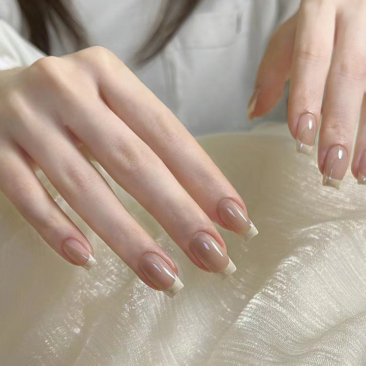 Trendy moon and star design artificial nails Bowlift