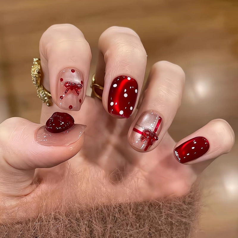 Artistic Ocean-Inspired Press-On Nail Design Bowlift