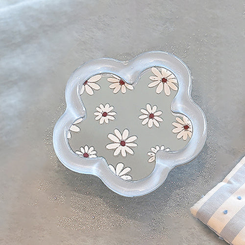 Blossom-shaped jewelry dish Bowlift