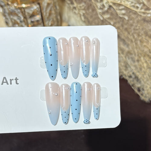 Decorative Press-On Nail Set with Unique Dot Design Bowlift