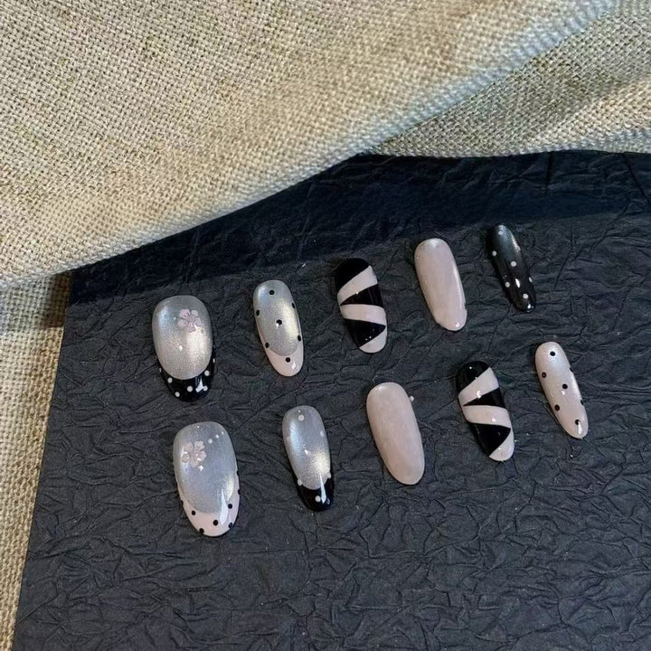 Artistic Press-On Nail Kit Bowlift