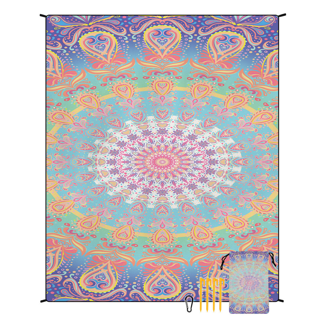 Geometric Print Tapestry Bowlift