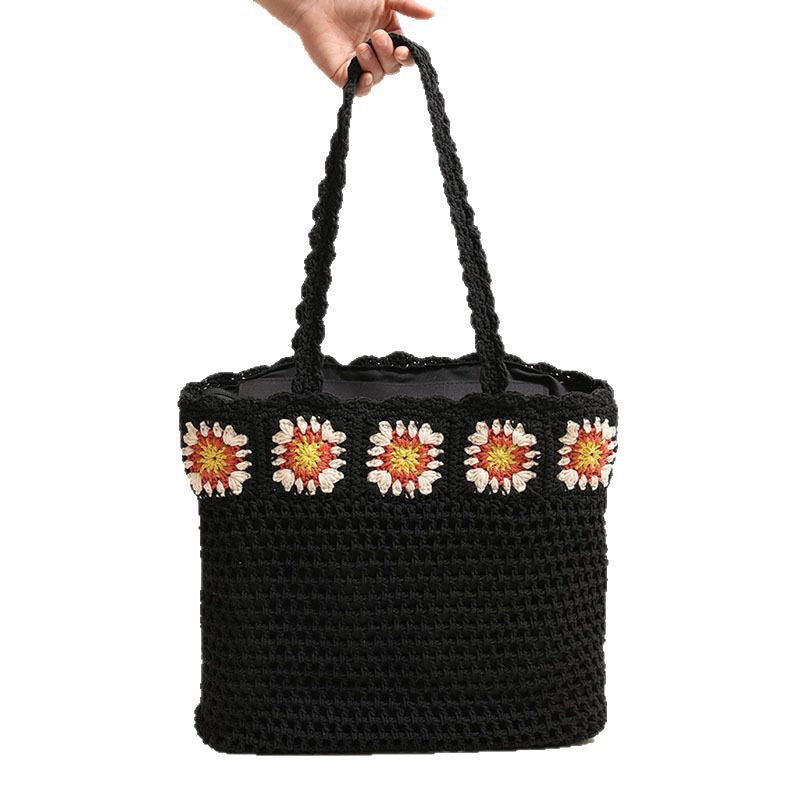 Hand-crocheted beach bag with floral accents Bowlift