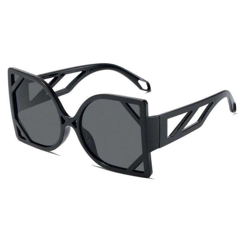 Ladies geometric sunglasses with exclusive design and UV protection Bowlift