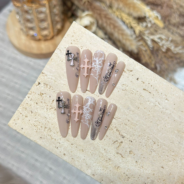 Luxury Gothic Press-On Nail Art Set Bowlift