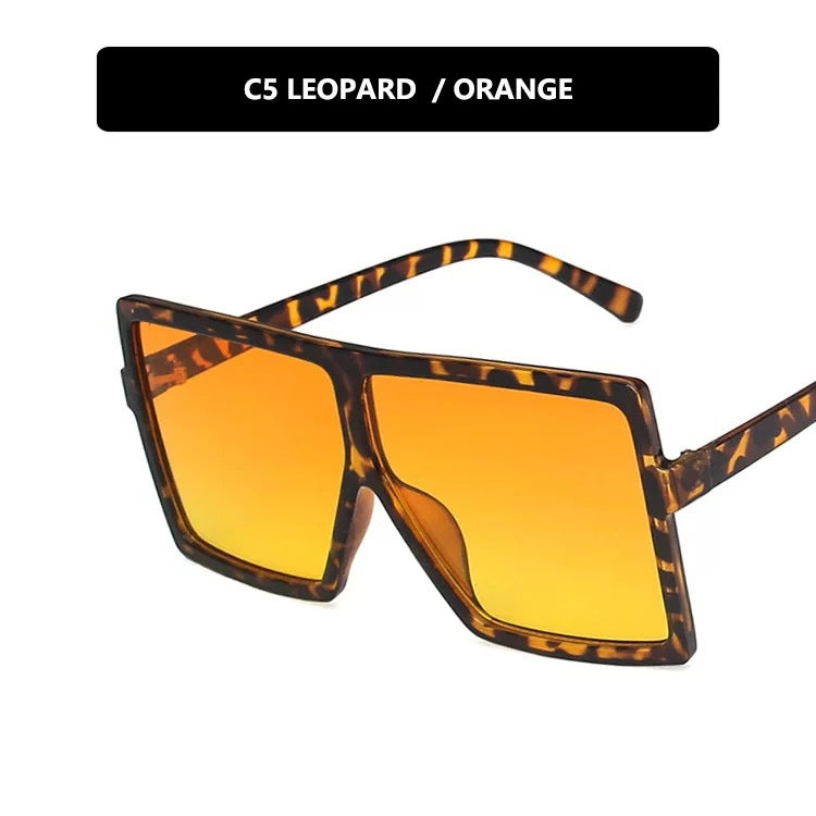 Women modern oversized sunglasses with transparent frame and stylish lenses Bowlift